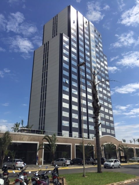Fachada do The Diplomat Office & Mall